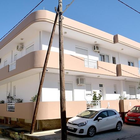 Antonios Apartments Archangelos  Eksteriør billede