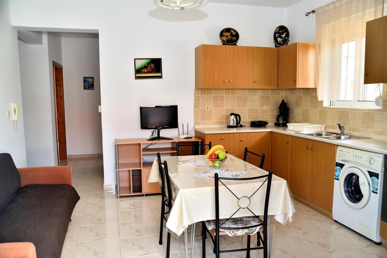 Antonios Apartments Archangelos  Eksteriør billede